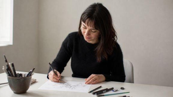 Dialogue avec une dessinatrice de presse : croquer l’actualité avec humour et finesse