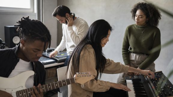 L’influence des jeunes créateurs sur les tendances musicales émergentes