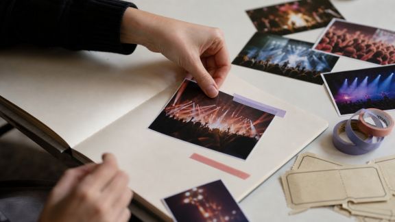 Découvrir comment fabriquer un album souvenir de concerts ou spectacles