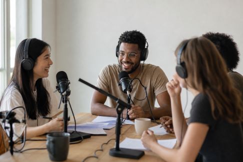 Podcast collaboratif : lancer un projet audio avec les membres de votre communauté